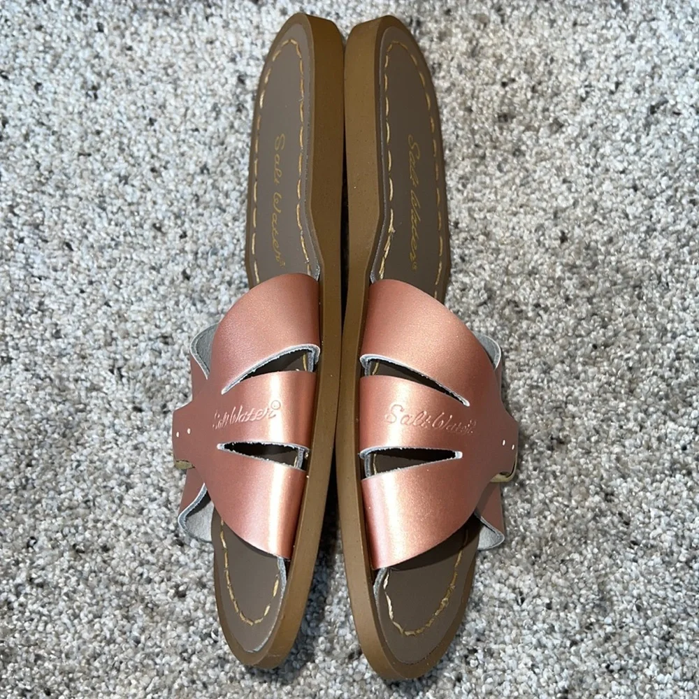 AUTH NIB Salt Water Sandal by Hoy Shoes Classic Slide Little Kid US 2